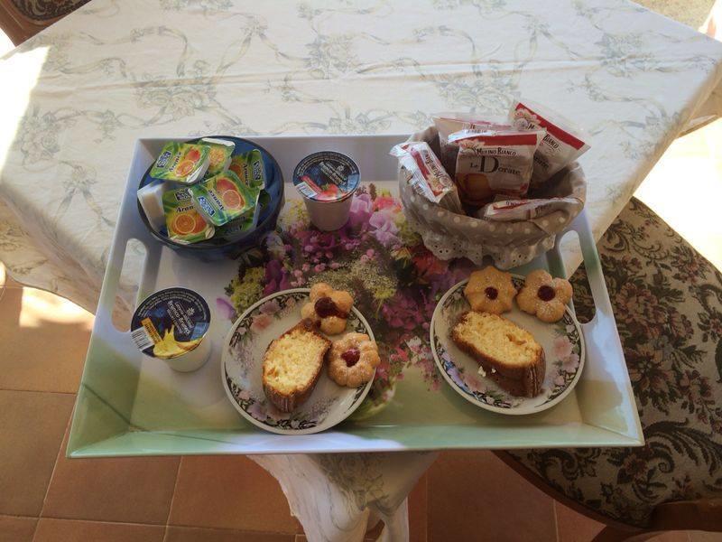 Bed And Breakfast Li Paduli Alvi Cannigione Δωμάτιο φωτογραφία