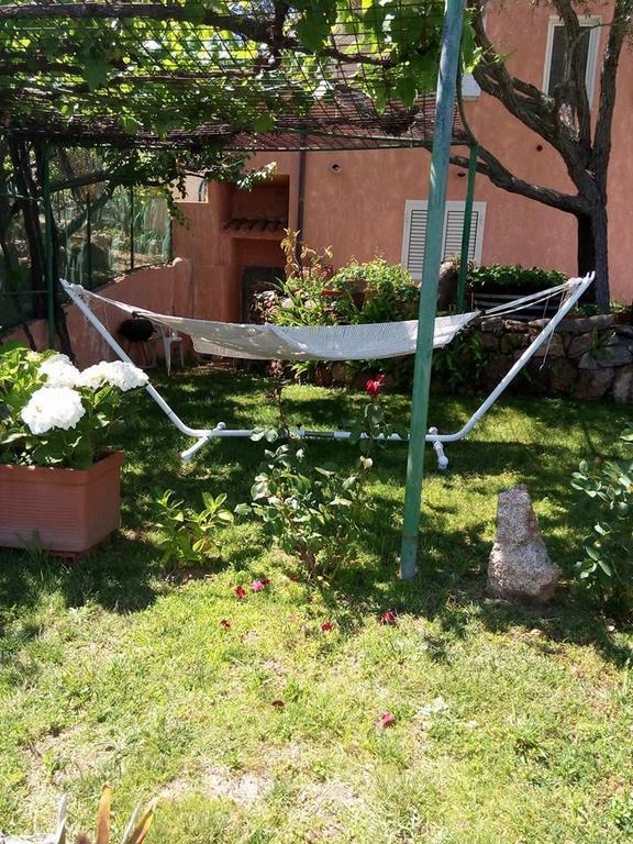 Bed And Breakfast Li Paduli Alvi Cannigione Εξωτερικό φωτογραφία